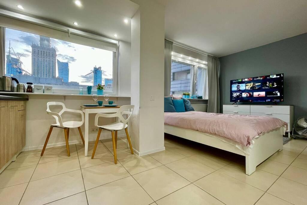 Appartamento Gold 3 Metro X2 Wifi 300 Mbs 60'Tv Netflix Hbo Appletv+ Varsavia Esterno foto