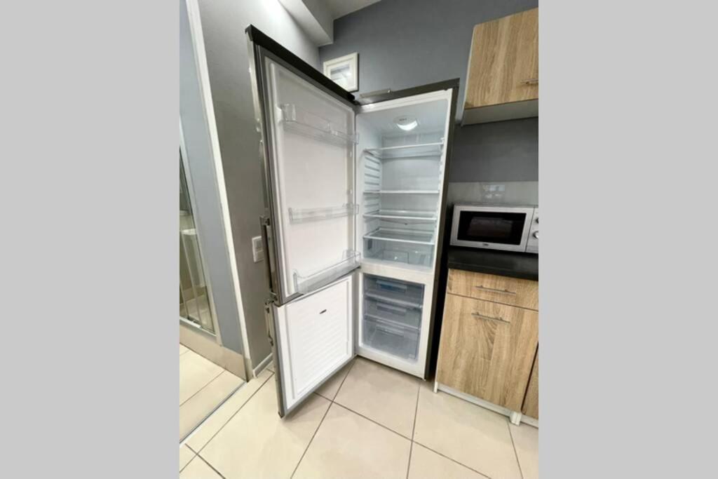 Appartamento Gold 3 Metro X2 Wifi 300 Mbs 60'Tv Netflix Hbo Appletv+ Varsavia Esterno foto