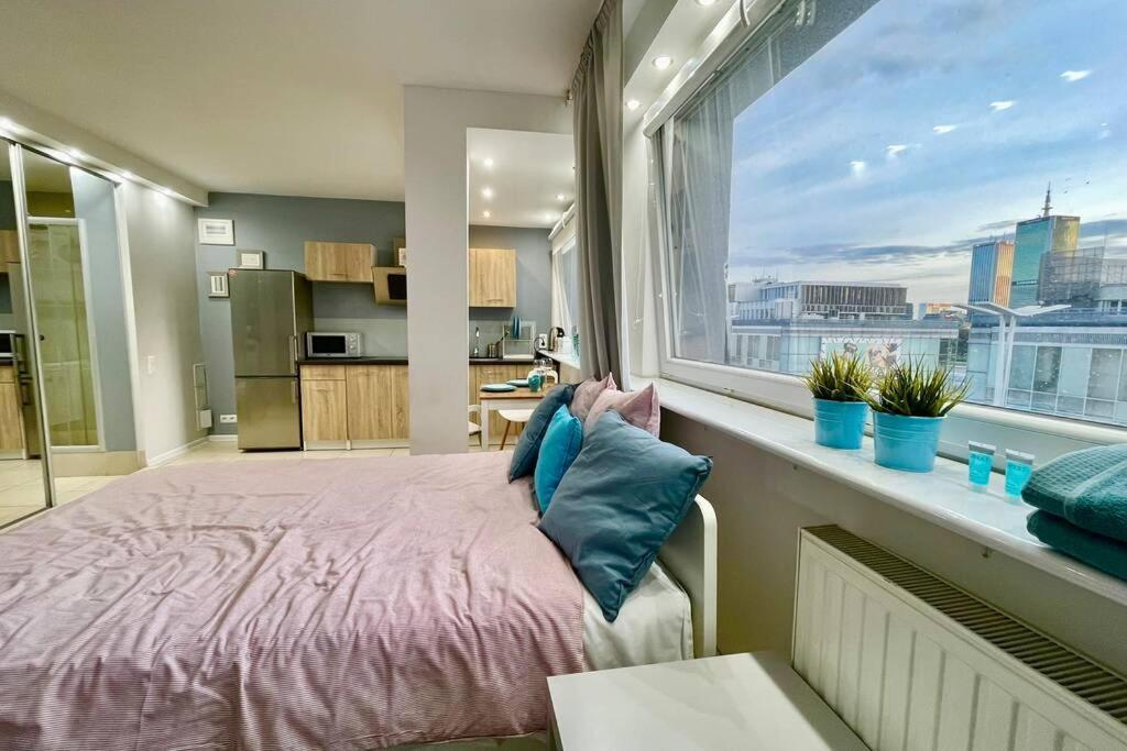 Appartamento Gold 3 Metro X2 Wifi 300 Mbs 60'Tv Netflix Hbo Appletv+ Varsavia Esterno foto